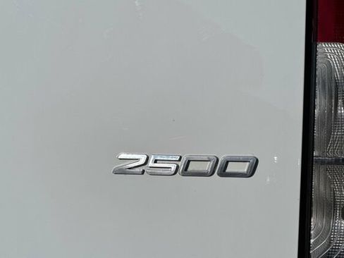 Used 2019 Mercedes-Benz Sprinter 144 image 26