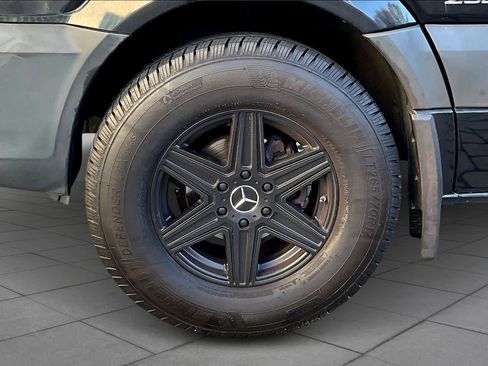 Used 2016 Mercedes-Benz Sprinter 2500 image 10