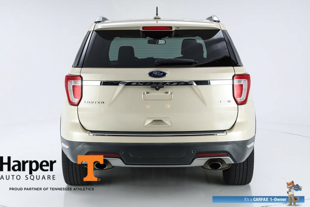 Used 2018 Ford Explorer Limited w/ Ford Safe & Smart Package AWD/4WD image 48
