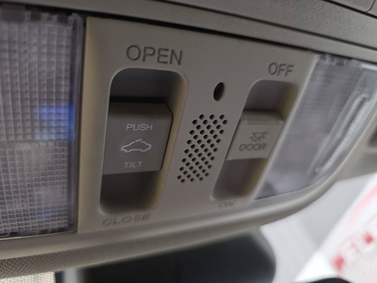 Used 2014 Honda Odyssey Touring image 53
