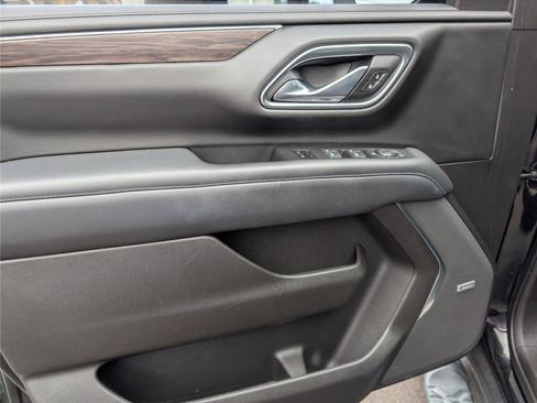Used 2021 Chevrolet Tahoe Z71 AWD/4WD image 12