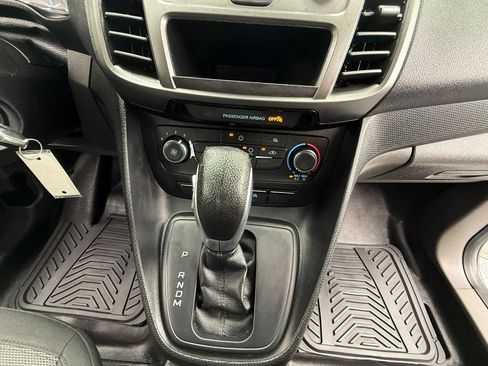 Used 2019 Ford Transit Connect XL FWD image 8