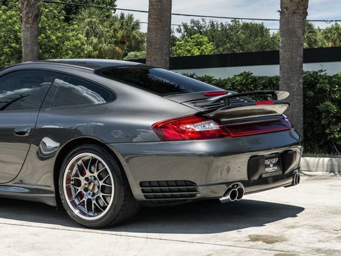 Used 2004 Porsche 911 Carrera 4S AWD/4WD image 5
