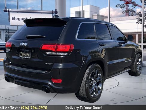 Used 2015 Jeep Grand Cherokee SRT w/ Luxury Group II AWD/4WD image 5