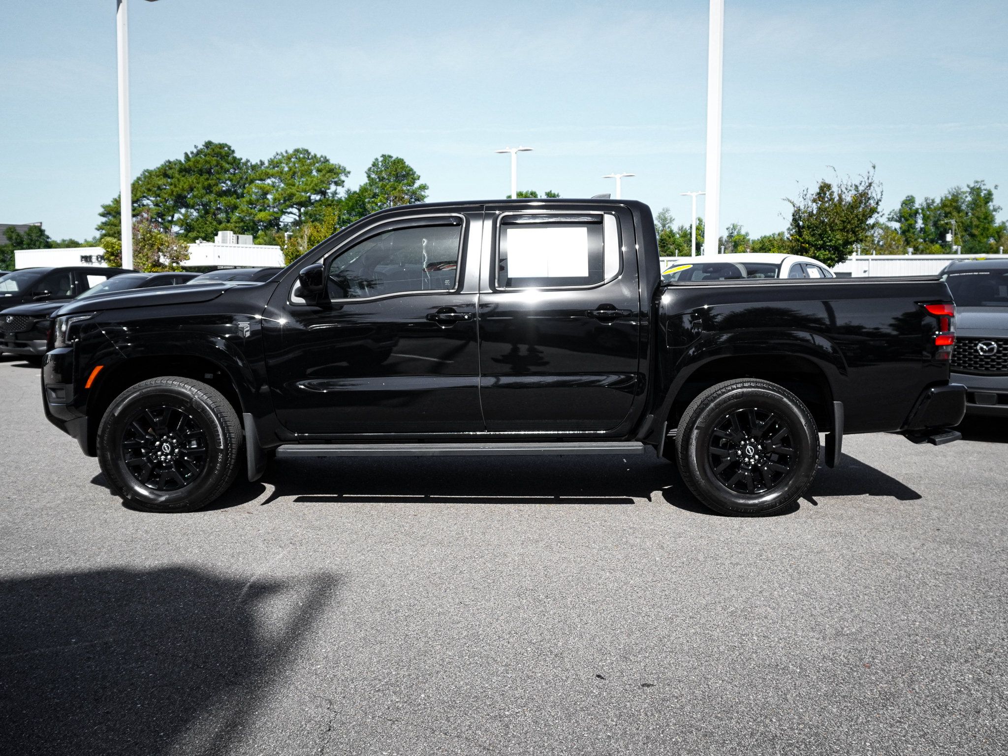 Used 2026 Nissan Frontier SV w/ Tow Package AWD/4WD image 7