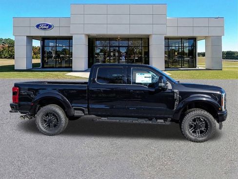 New 2024 Ford F250 Lariat w/ Lariat Ultimate Package AWD/4WD image 3