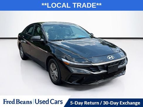Certified 2026 Hyundai Elantra SE FWD image 1