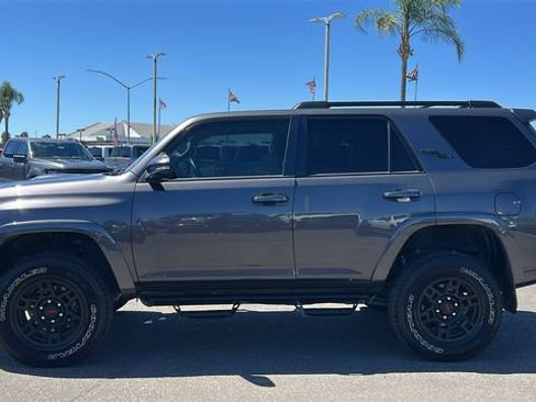 Used 2021 Toyota 4Runner TRD Off-Road Premium w/ Moonroof Package AWD/4WD image 7