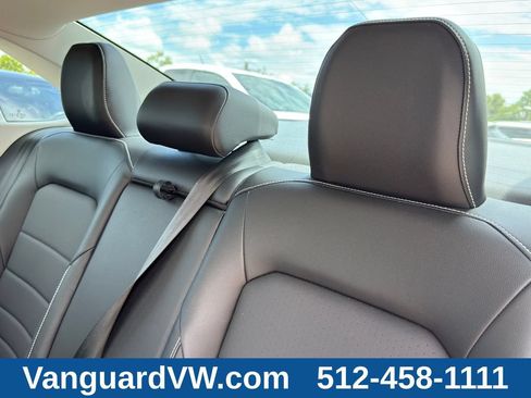 Used 2023 Volkswagen Jetta SE FWD image 29