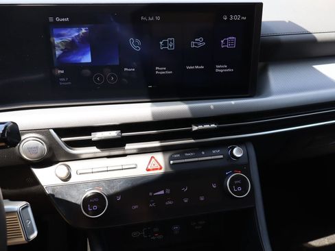 Used 2025 Hyundai Sonata SEL FWD image 6