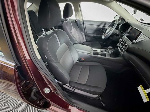 Used 2025 Nissan Sentra SV FWD image 24