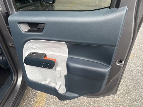 Used 2023 Ford Maverick XLT w/ Equipment Group 300A Standard image 16