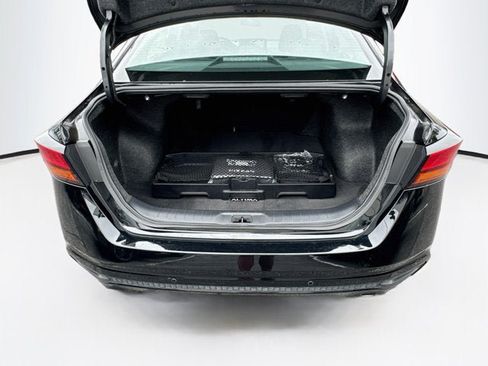 Used 2024 Nissan Altima 2.5 SL AWD/4WD image 23