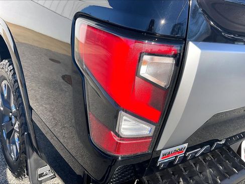Used 2022 Nissan Titan Platinum Reserve w/ Moonroof Package image 34