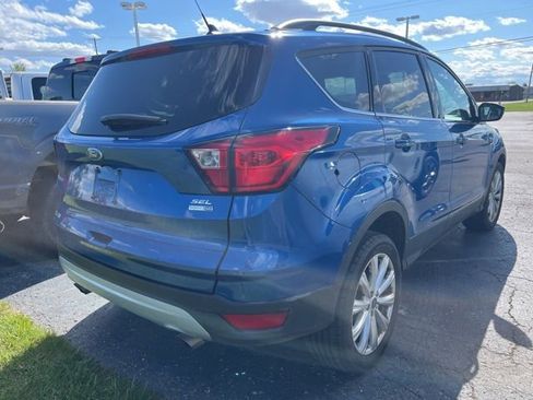 Used 2019 Ford Escape SEL AWD/4WD image 2