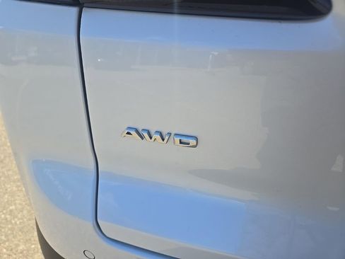 Used 2022 Cadillac XT4 Luxury image 33