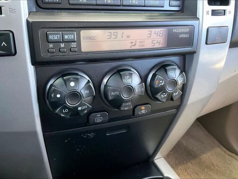 Used 2006 Toyota 4Runner SR5 image 32