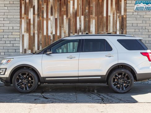 Used 2016 Ford Explorer XLT w/ Equipment Group 202A AWD/4WD image 3