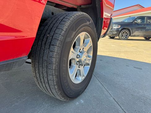 Used 2024 RAM 2500 Big Horn image 15