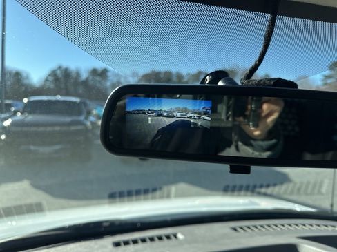 Used 2024 Chevrolet Express 2500 w/ Driver Convenience Package image 17