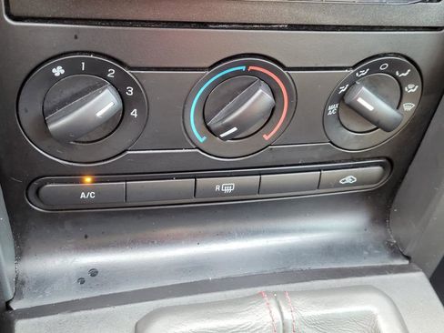 Used 2009 Ford Mustang Shelby GT500 image 21