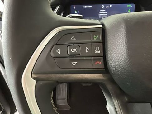 Used 2024 Jeep Grand Cherokee Limited 4xe AWD/4WD image 16