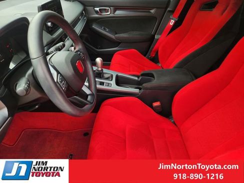 Used 2023 Honda Civic Type R image 15
