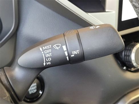 Used 2025 Toyota Tundra Limited image 31