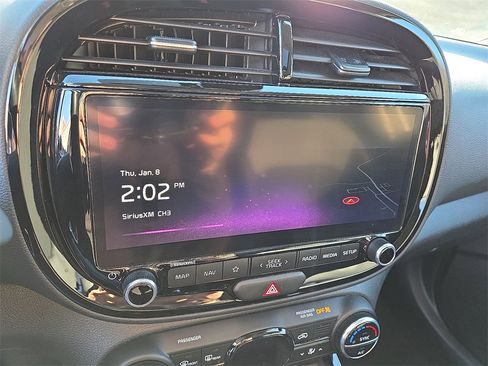 Certified 2023 Kia Soul GT-Line image 17