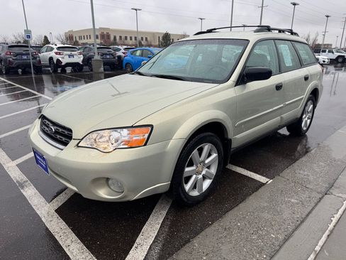 Used 2007 Subaru Outback 2.5i image 3