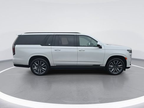 Certified 2023 Cadillac Escalade ESV Sport Platinum image 2