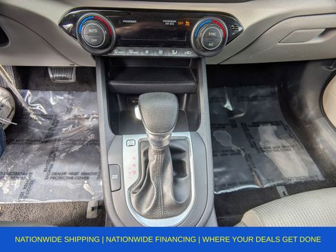 Used 2019 Kia Forte LXS image 19