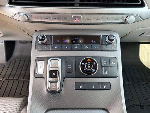 Used 2022 Hyundai Palisade SEL w/ Premium Package AWD/4WD image 28