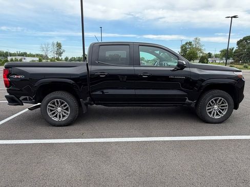Used 2022 Chevrolet Colorado ZR2 AWD/4WD image 4