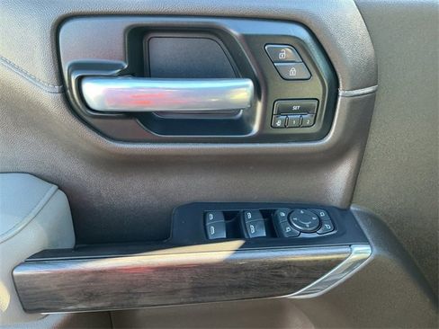Used 2021 Chevrolet Silverado 1500 LTZ w/ Technology Package image 18