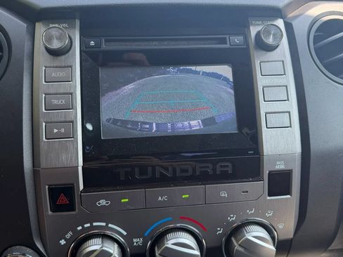 Used 2018 Toyota Tundra SR AWD/4WD image 15