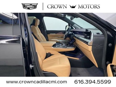Certified 2025 Cadillac Escalade IQ Sport 2 AWD/4WD image 23