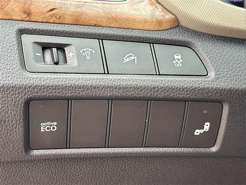 Used 2014 Hyundai Santa Fe Sport 2.0T w/ Navigation Package 06 image 18