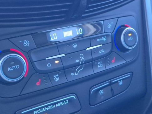 Used 2018 Ford Escape SEL image 24