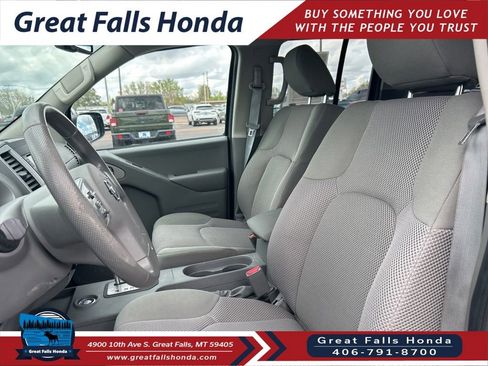 Used 2020 Nissan Frontier SV AWD/4WD image 16