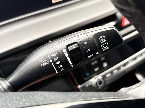 Used 2024 Kia Seltos S AWD/4WD image 20