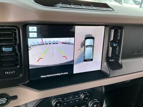 Certified 2023 Ford Bronco Wildtrak image 27