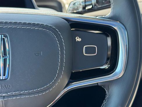 New 2025 Lincoln Navigator Reserve w/ Jet Appearance Package image 23