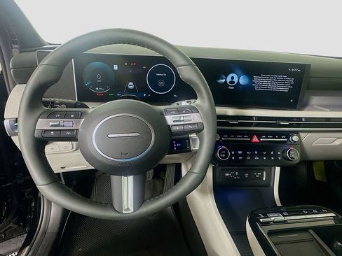 New 2026 Hyundai Tucson Limited AWD/4WD image 10