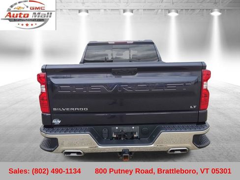 Used 2022 Chevrolet Silverado 1500 LT w/ Z71 Off-Road Package AWD/4WD image 5