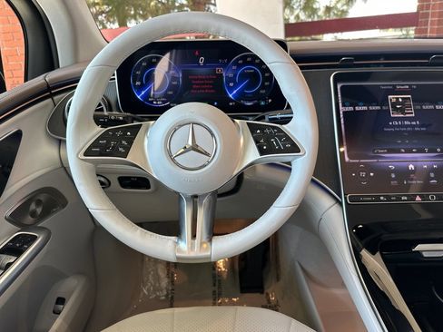 Certified 2023 Mercedes-Benz EQE 350+ 4MATIC SUV image 17