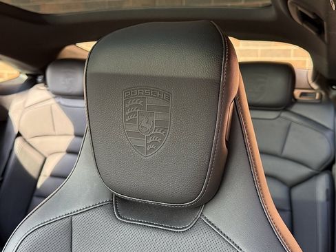 Certified 2023 Porsche Taycan image 17