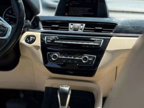 Used 2017 BMW X1 xDrive28i image 19