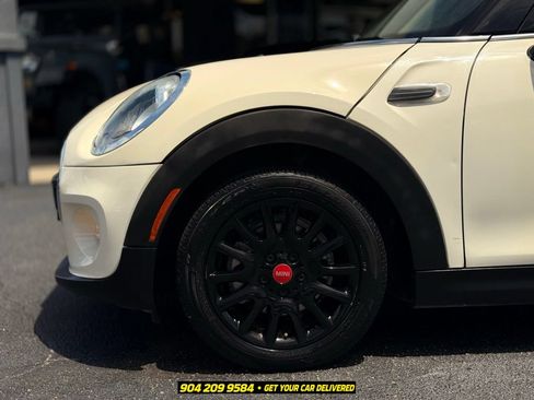 Used 2018 MINI Cooper 2-Door Hardtop FWD image 14
