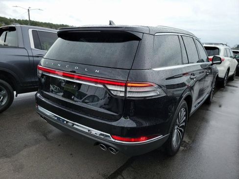 Used 2022 Lincoln Aviator Reserve w/ Elements Package Plus image 2